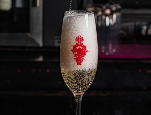 UNCORKED CINQ & BUBBLES