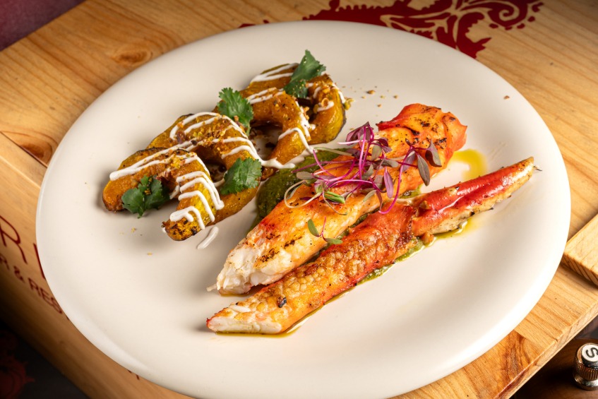 Scarlett Crab King Crab Barbecue